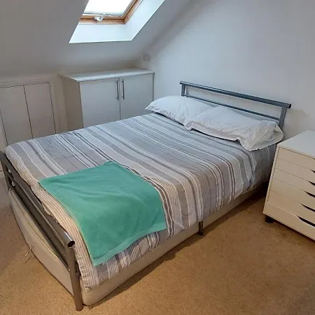 Holiday home 3 Bedroom House Wimbledon London