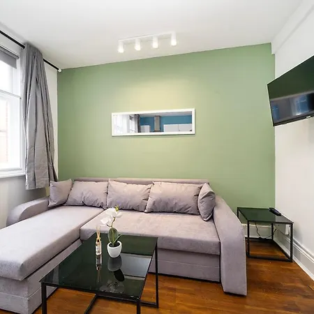 Soho F2 Apartment *