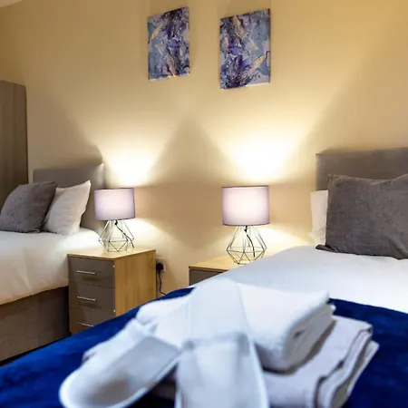 X2 X2 Bedroom With Free Parking & Wifi Apartment *