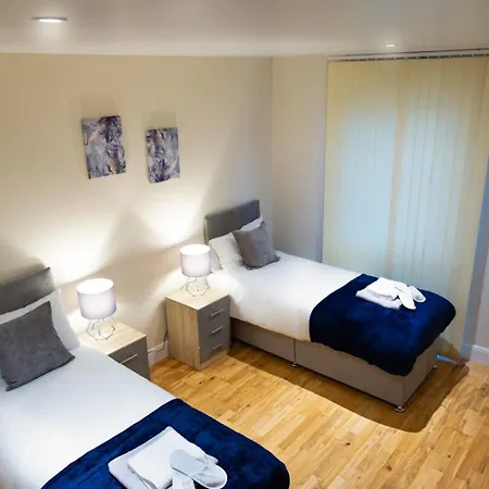 X2 X2 Bedroom With Free Parking & Wifi