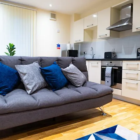 Apartment X2 X2 Bedroom With Free Parking & Wifi Croydon