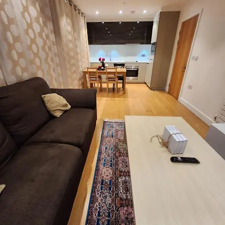Sweethome Luxury Apartment London
