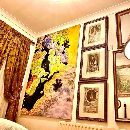 Quality And Very Good Value Private In Close To Notting Hill Zone 2 Maison d'hôtes Londres
