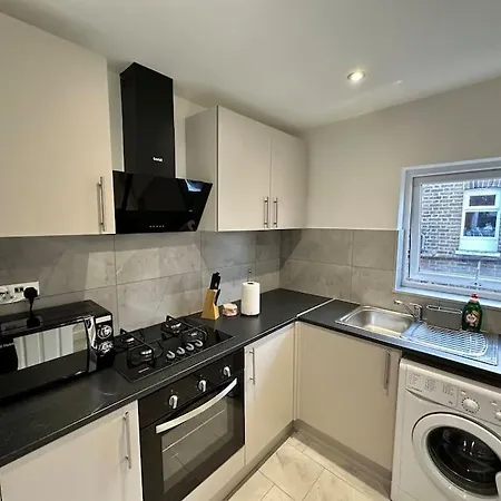 3 Bed Hackney/harringay Flat