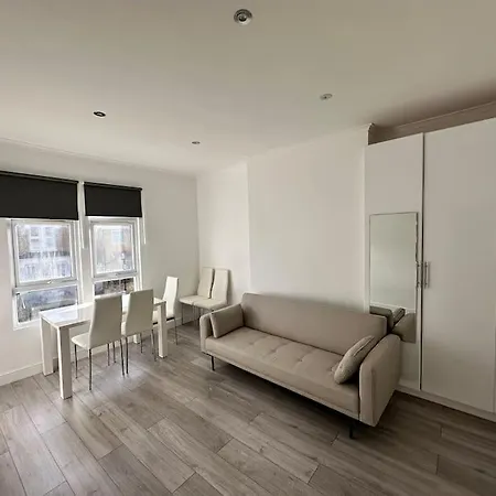 Apartment 3 Bed Hackney/harringay Flat *