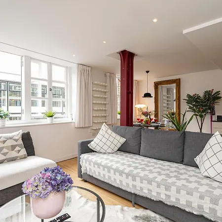 Covent Garden Apartment