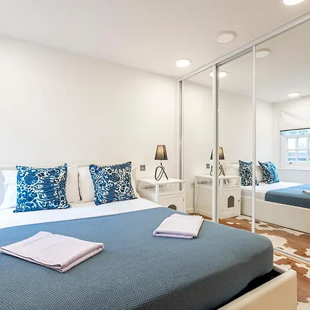 Covent Garden Apartment *