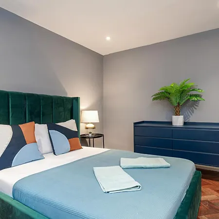 Covent Garden Apartment *