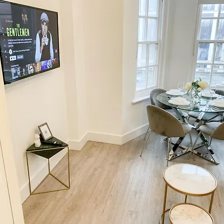 Vibrant 2-Bedroom Flat With Elevator In Marylebone, Close To Hyde Park & Edgware Road *