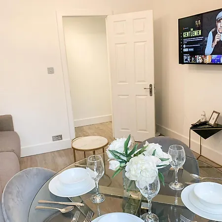 Apartment Vibrant 2-Bedroom Flat With Elevator In Marylebone, Close To Hyde Park & Edgware Road London