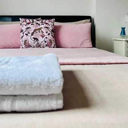 Apartment Gorgeous Studio 15 Minutes From Central *