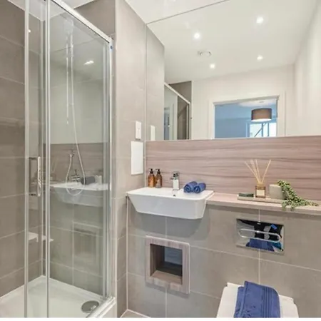Uppamost Luxury 3 Apartment *