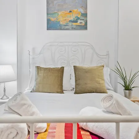 Apartment Parea Living - Cosy 1-bed Artistic Flat At Newington *