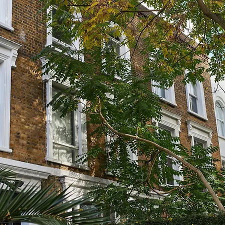 Parea Living - Cosy 1-bed Artistic Flat At Newington