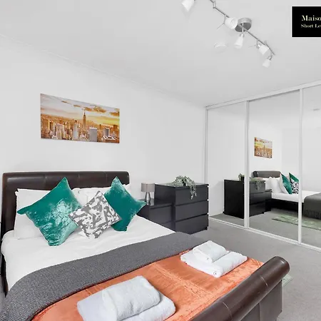 Caraway Heights 2bedroom Sleeps 6 In Canary Wharf, Free Parking, Near Excel, O2 & Airport By Maison Christo Short Lets & Serviced Appartamento Londra
