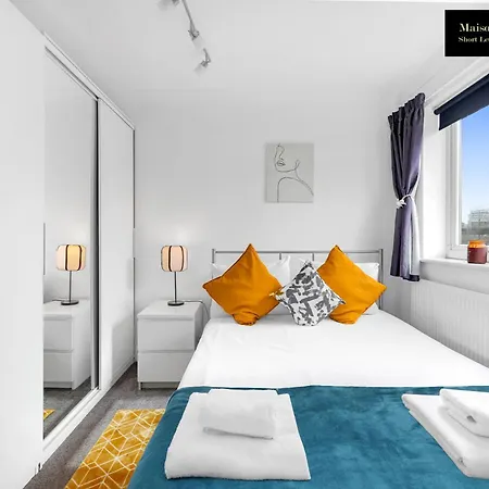 Appartamento Caraway Heights 2bedroom Sleeps 6 In Canary Wharf, Free Parking, Near Excel, O2 & Airport By Maison Christo Short Lets & Serviced *