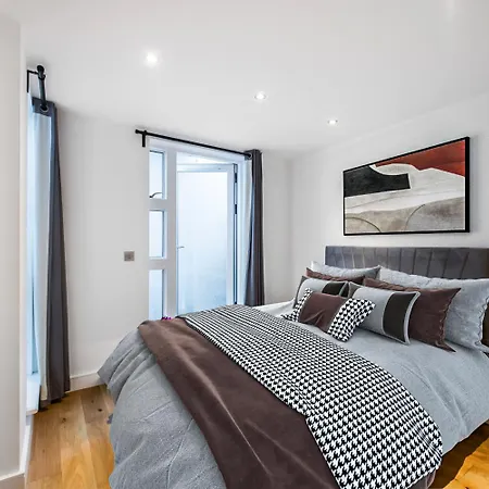 Apartment 2 Bed Flat In Clapham Common London