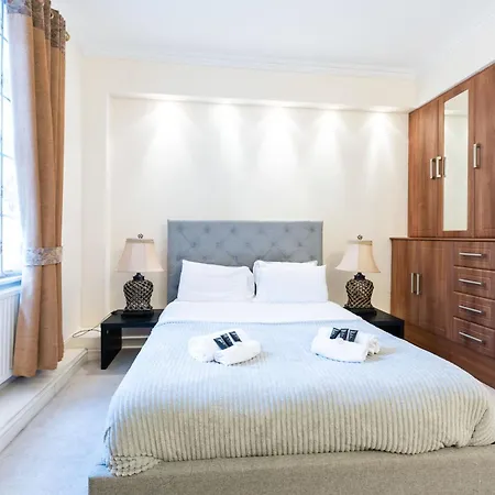 Apartment Luxury 4 Bedroom Flat In Sussex Gardens