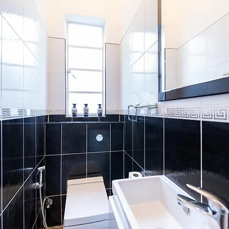 Apartment Luxury 4 Bedroom Flat In Sussex Gardens *