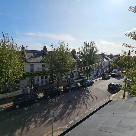 Cosy And Quiet One Bedroom Thames Flat Apartment London