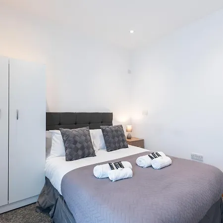 Luxury 2 Bedroom Flat In Bell Street * London
