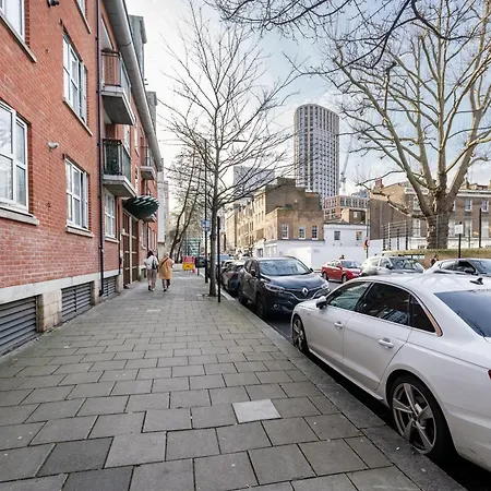 Luxury 2 Bedroom Flat In Bell Street * London
