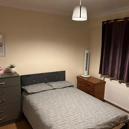 29 Ansell Road Guest house *