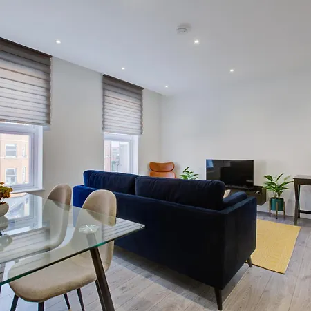 Hybrid Resi - London, Fulham Near Chelsea And Putney *