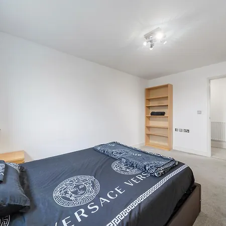 Appartement Modern 2 Bed 2 Bath With Balcony In Rayners Lane Harrow Near Wembley Greater London Pinner