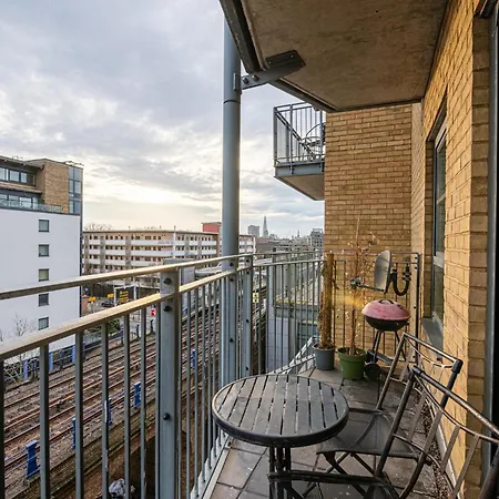 Apartment Zenith Hub