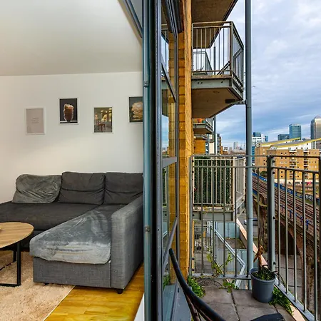 Zenith Hub Apartment