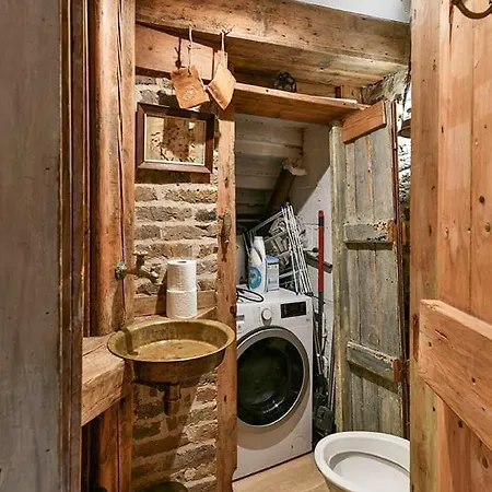 Knightsbridge 2br Mews House