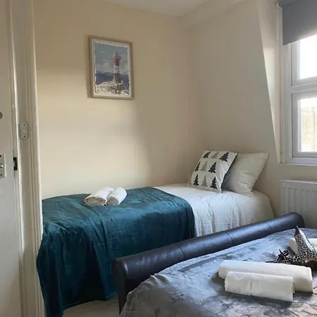 Lovely Private In Camden, Alloggio in famiglia
