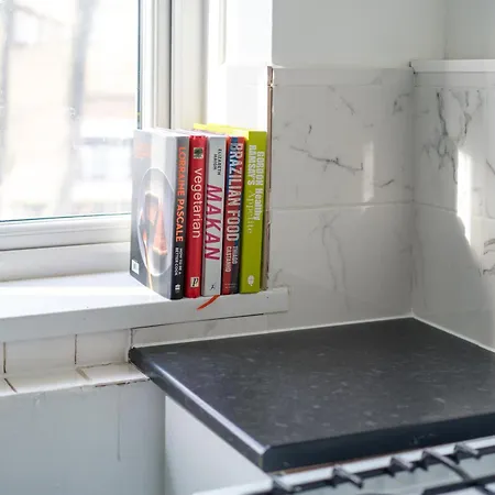Spacious 1 Bed Flat In Dalston *