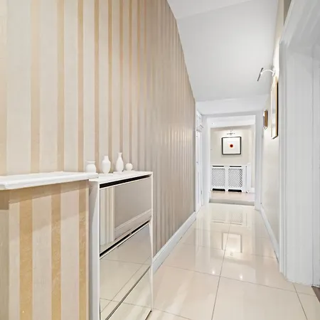 Central London Apartment