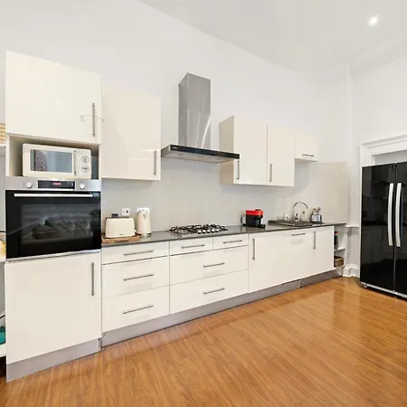 Central London Apartment London