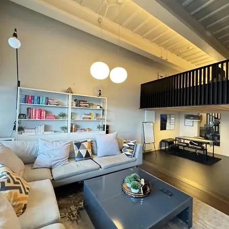 Apartment Industrial-chic 1bd Loft By The River Fulham! London