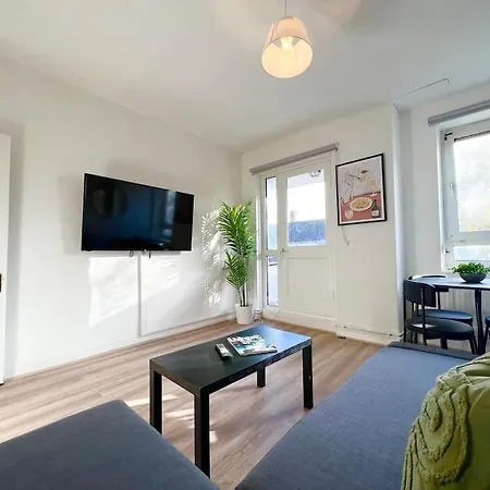Lägenhet 2 Bed Flat- Belsize Park London