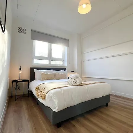 2 Bed Flat- Belsize Park Lägenhet