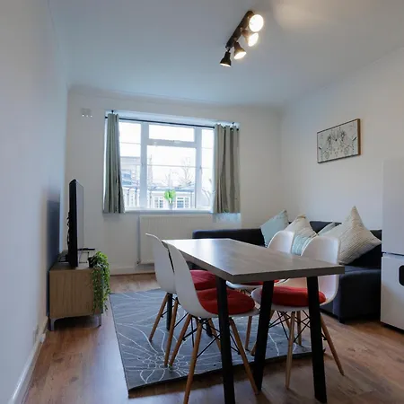 2 Bedroom By Arhouse Short Lets & Serviced Highbury With Free Wifi Apartment