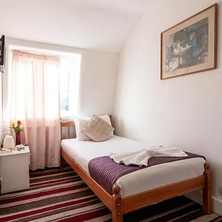 Hotel Lancaster Court London