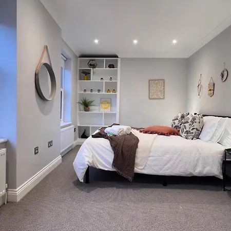 Beautiful In Camden Town Apartment *