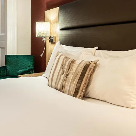 Lancaster Court Hotel London