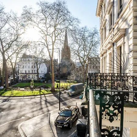 Hotel Lancaster Court London