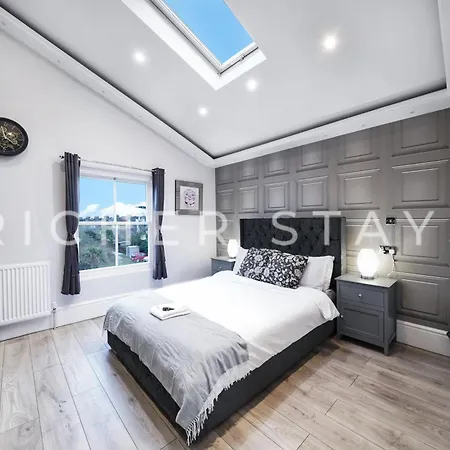 Hackney - En-suite & Amenities London