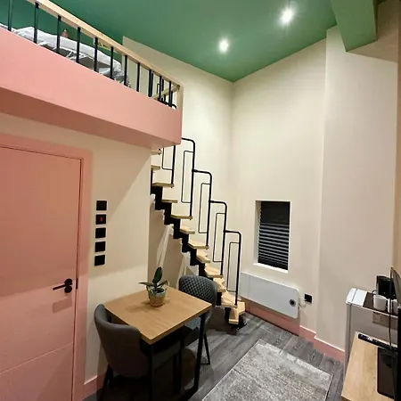 Cozy En-suite Loft In Trendy Local Gasthof *