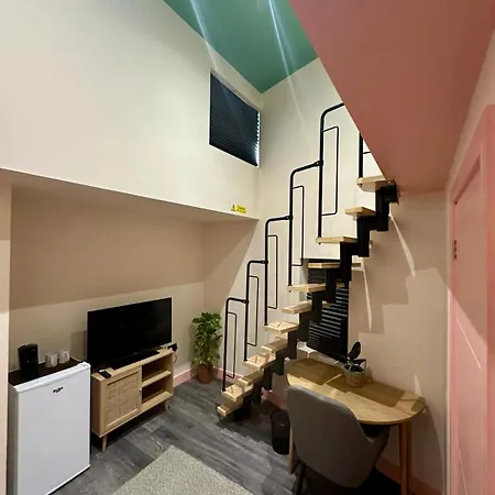 Cozy En-suite Loft In Trendy Local Gasthof London