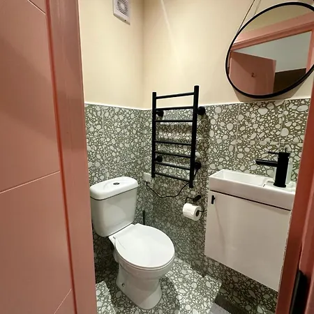 Gasthof Cozy En-suite Loft In Trendy Local London