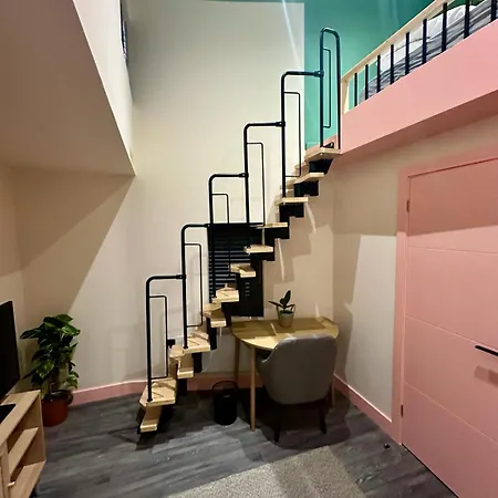 Cozy En-suite Loft In Trendy Local Gasthof London
