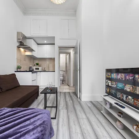 Bays Apartment *